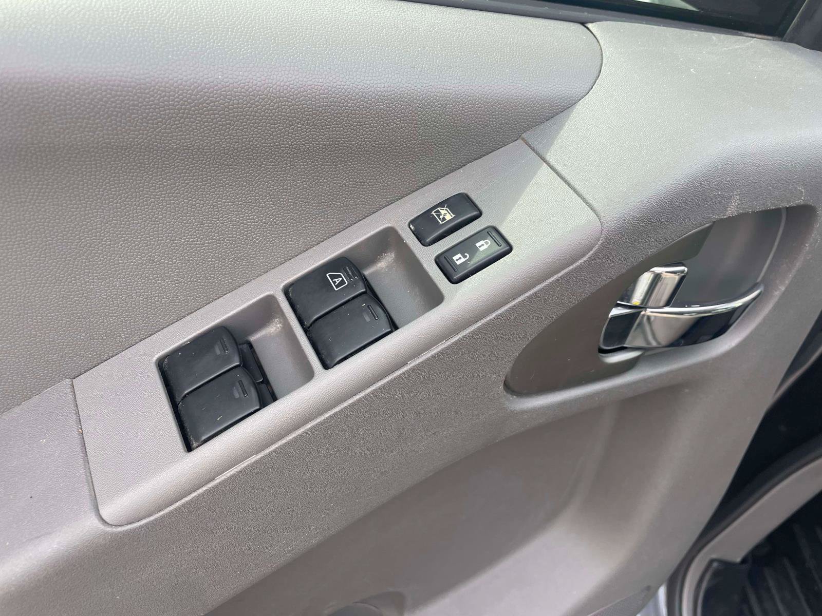 Used 2019 Nissan Frontier SV RWD image 11