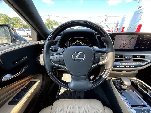 Used 2022 Lexus LS 500 AWD w/ Interior Upgrade Package image 10