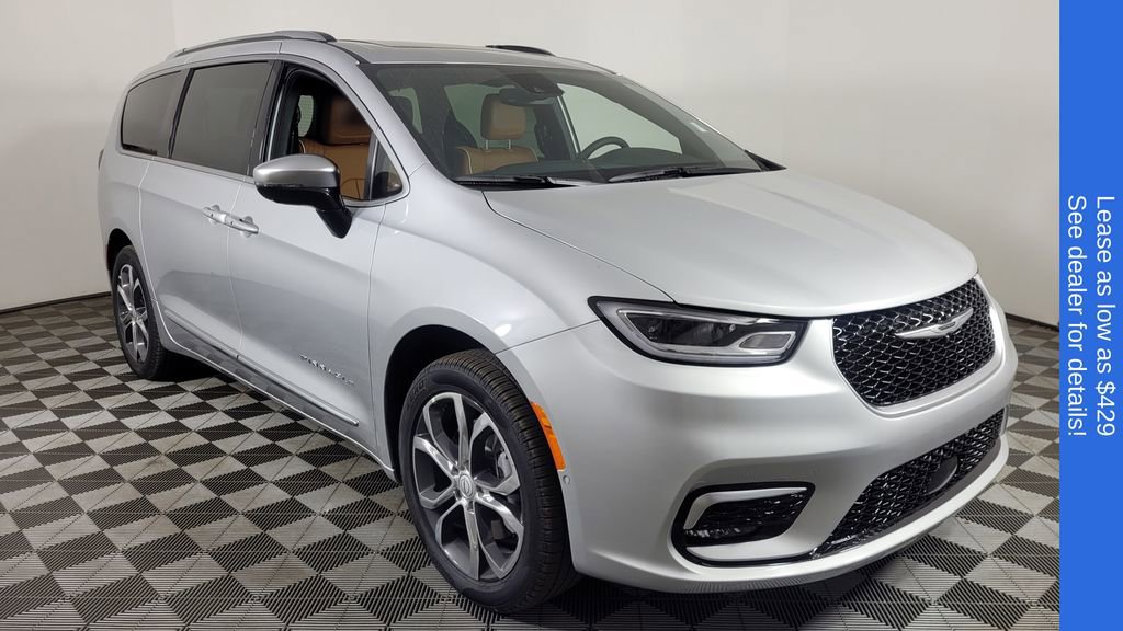 New 2026 Chrysler Pacifica Pinnacle