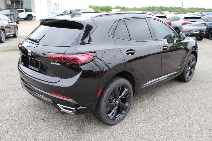 New 2025 Buick Envision Sport Touring image 5