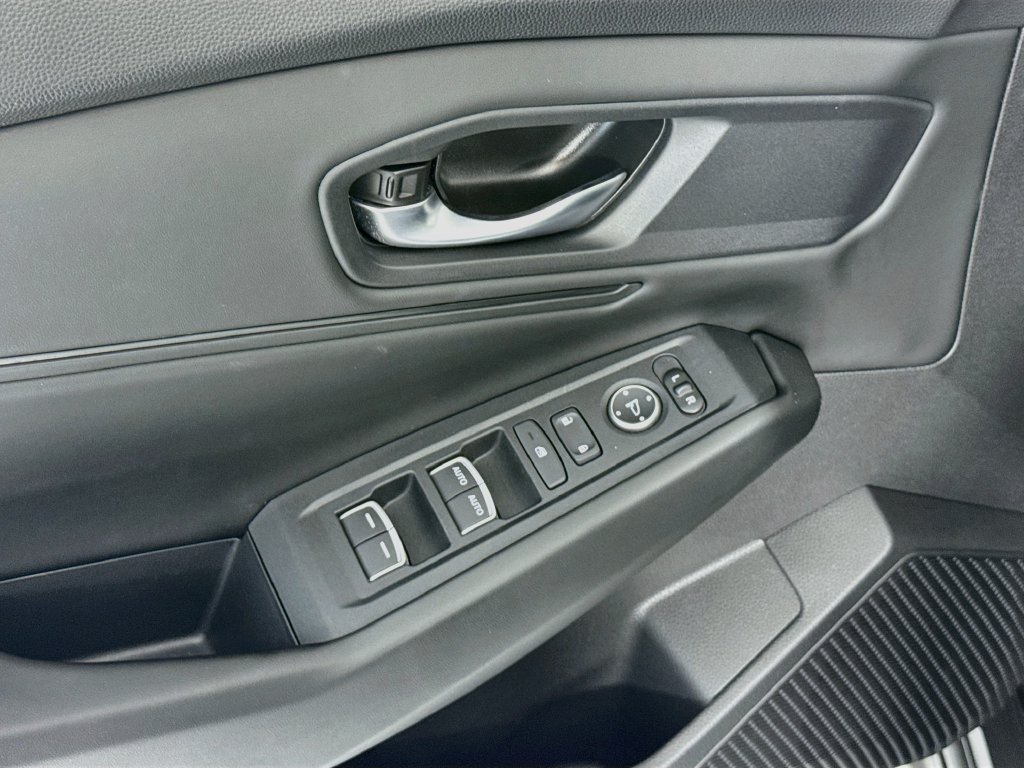 Certified 2024 Honda Accord EX image 23