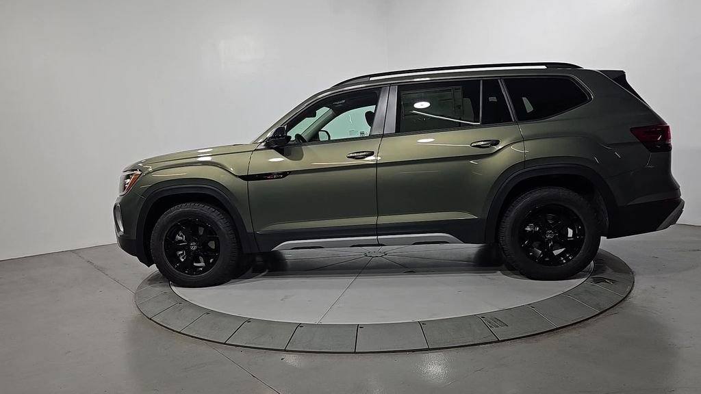 New 2026 Volkswagen Atlas Peak Edition image 4