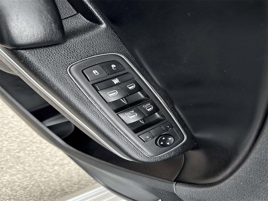 Used 2021 Dodge Charger SXT w/ Leather Interior Group image 10