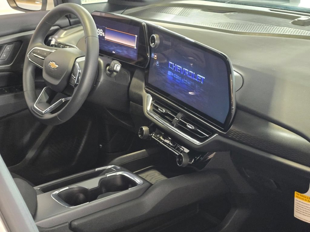 New 2026 Chevrolet Equinox EV LT FWD image 8