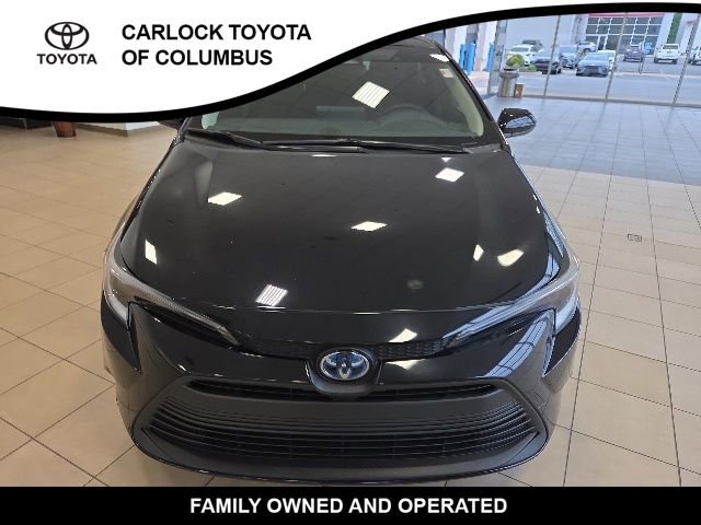 Used 2024 Toyota Corolla LE FWD image 4