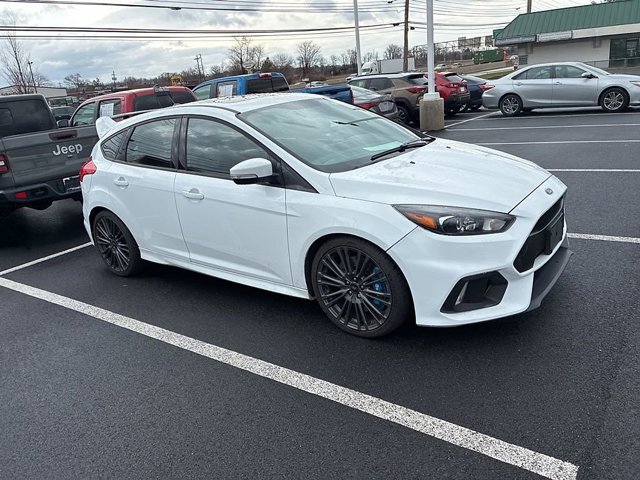 Used 2017 Ford Focus RS image 3