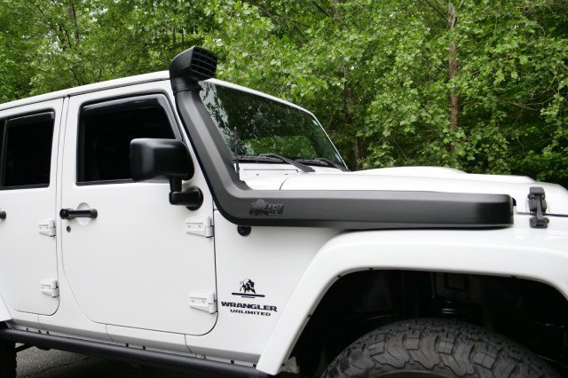 Used 2016 Jeep Wrangler Unlimited Rubicon AWD/4WD image 46