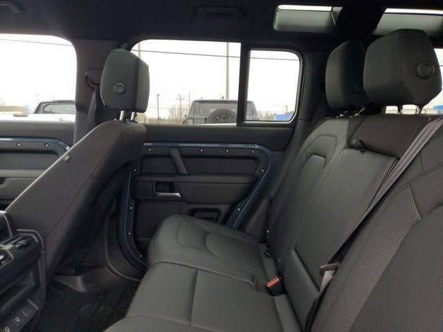 Used 2025 Land Rover Defender 110 S AWD/4WD image 8