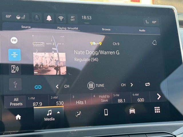 New 2026 Jeep Compass Latitude w/ Sun and Sound Group image 14