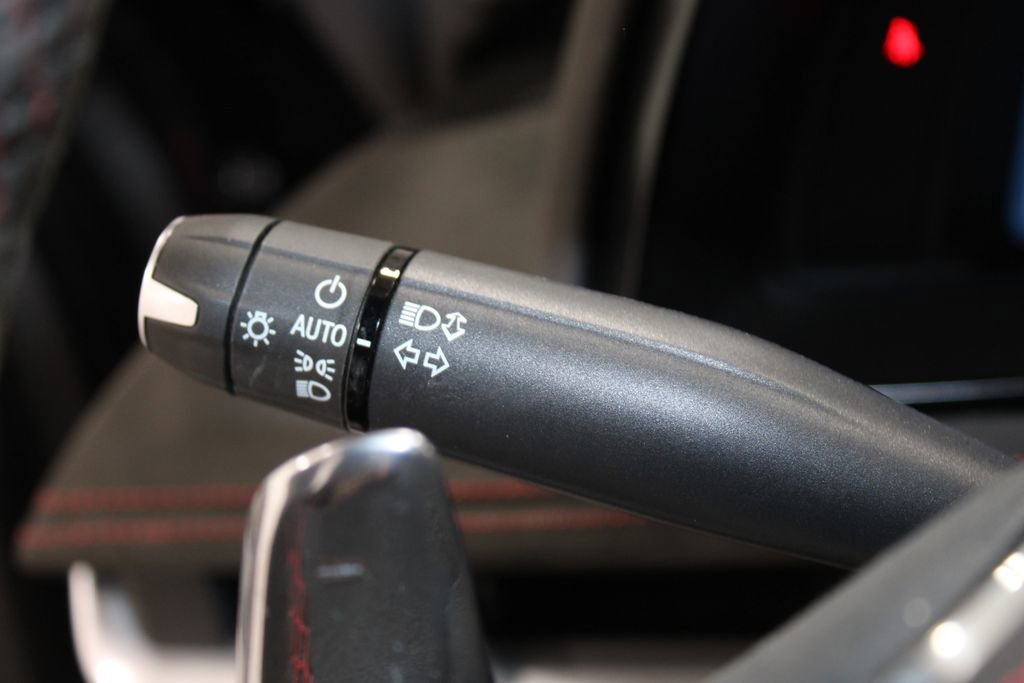 Used 2023 Chevrolet Corvette Stingray Premium Conv RWD image 27