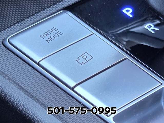 Used 2025 Hyundai Elantra SEL FWD image 32