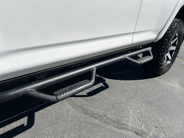 Used 2020 Toyota 4Runner TRD Off-Road AWD/4WD image 23