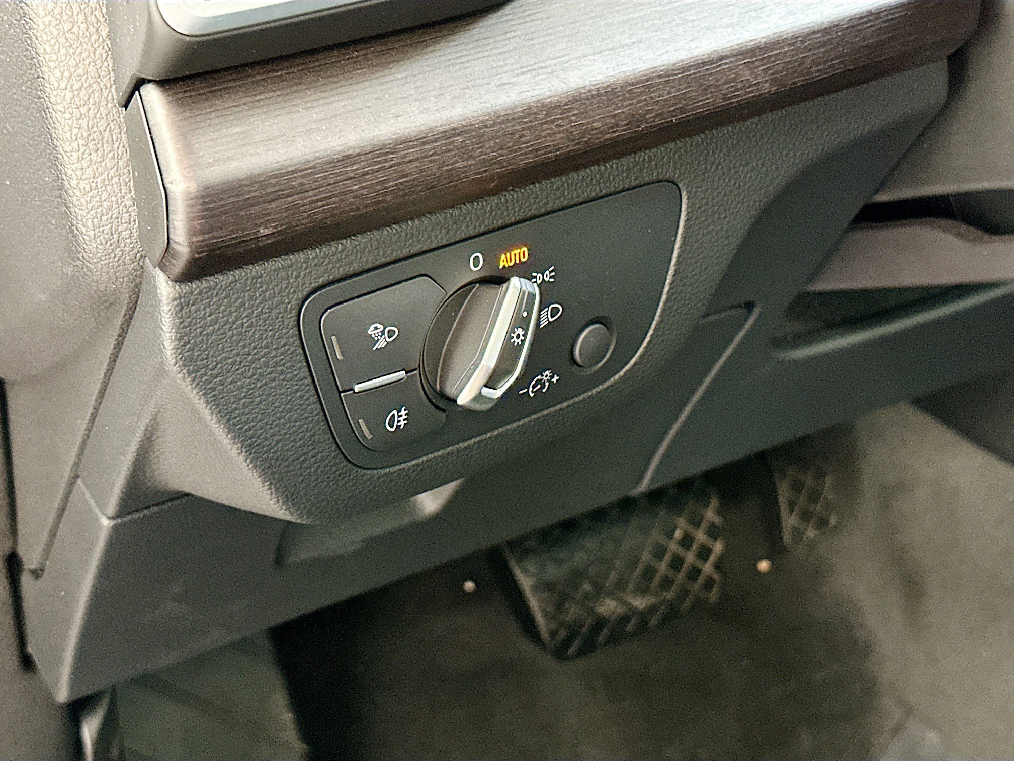 Used 2023 Audi Q5 2.0T Premium w/ Convenience Package image 10