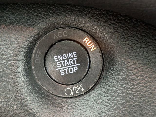 Used 2019 Jeep Cherokee Limited image 26