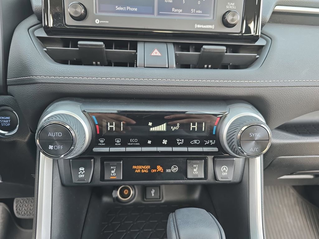 Used 2021 Toyota RAV4 XLE image 22