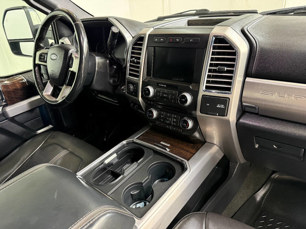 Used 2017 Ford F250 Platinum w/ FX4 Off-Road Package image 30