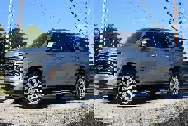 Used 2025 Chevrolet Tahoe Premier image 1