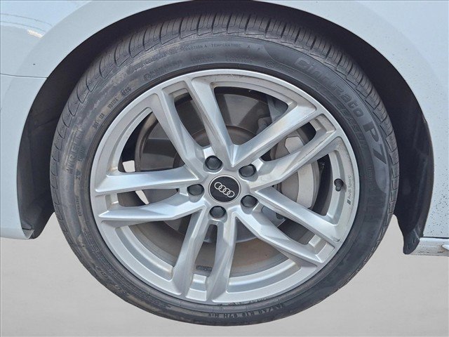 Used 2022 Audi A4 2.0T Premium Plus AWD/4WD image 16