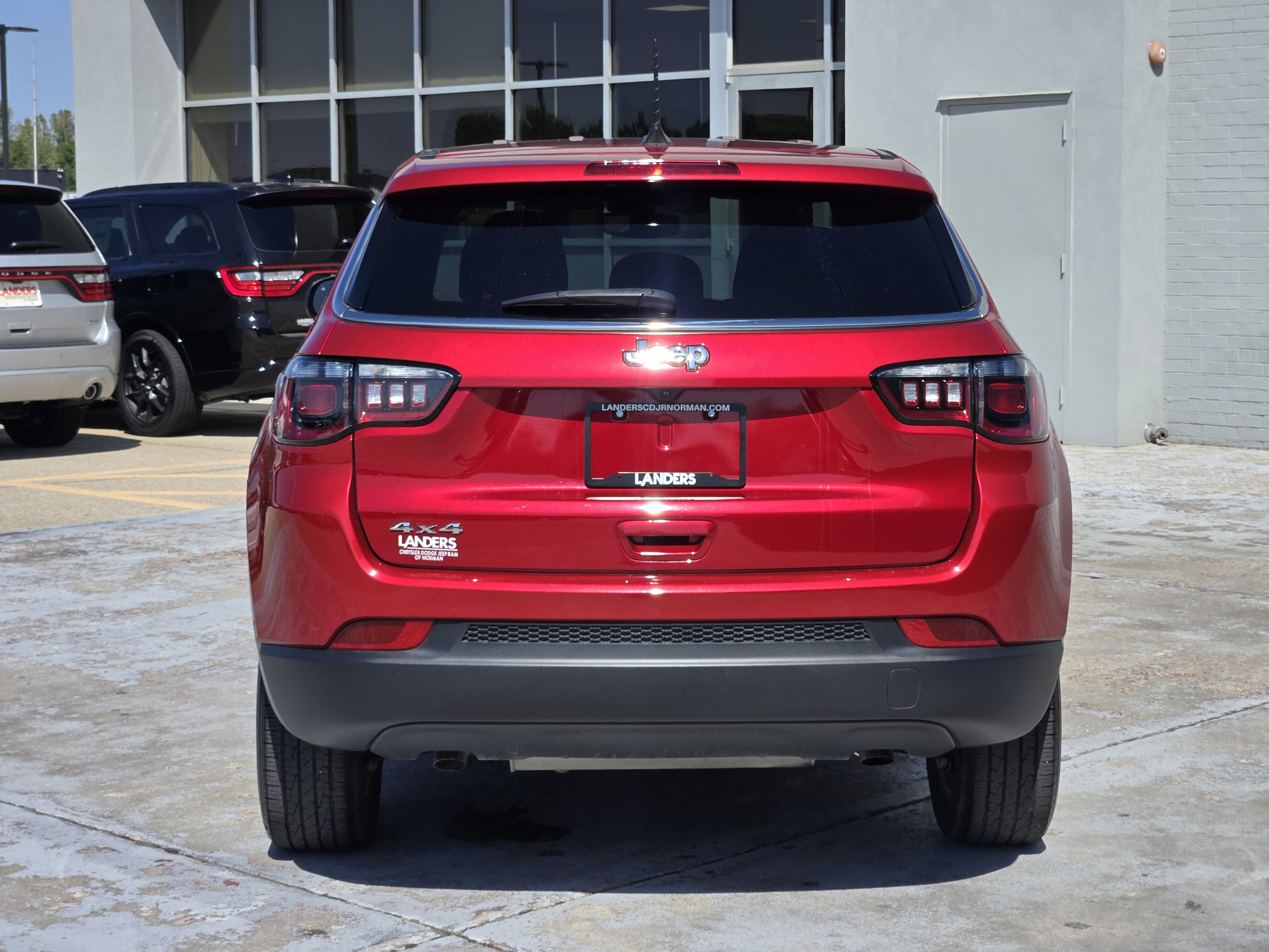 Used 2024 Jeep Compass Sport AWD/4WD image 7