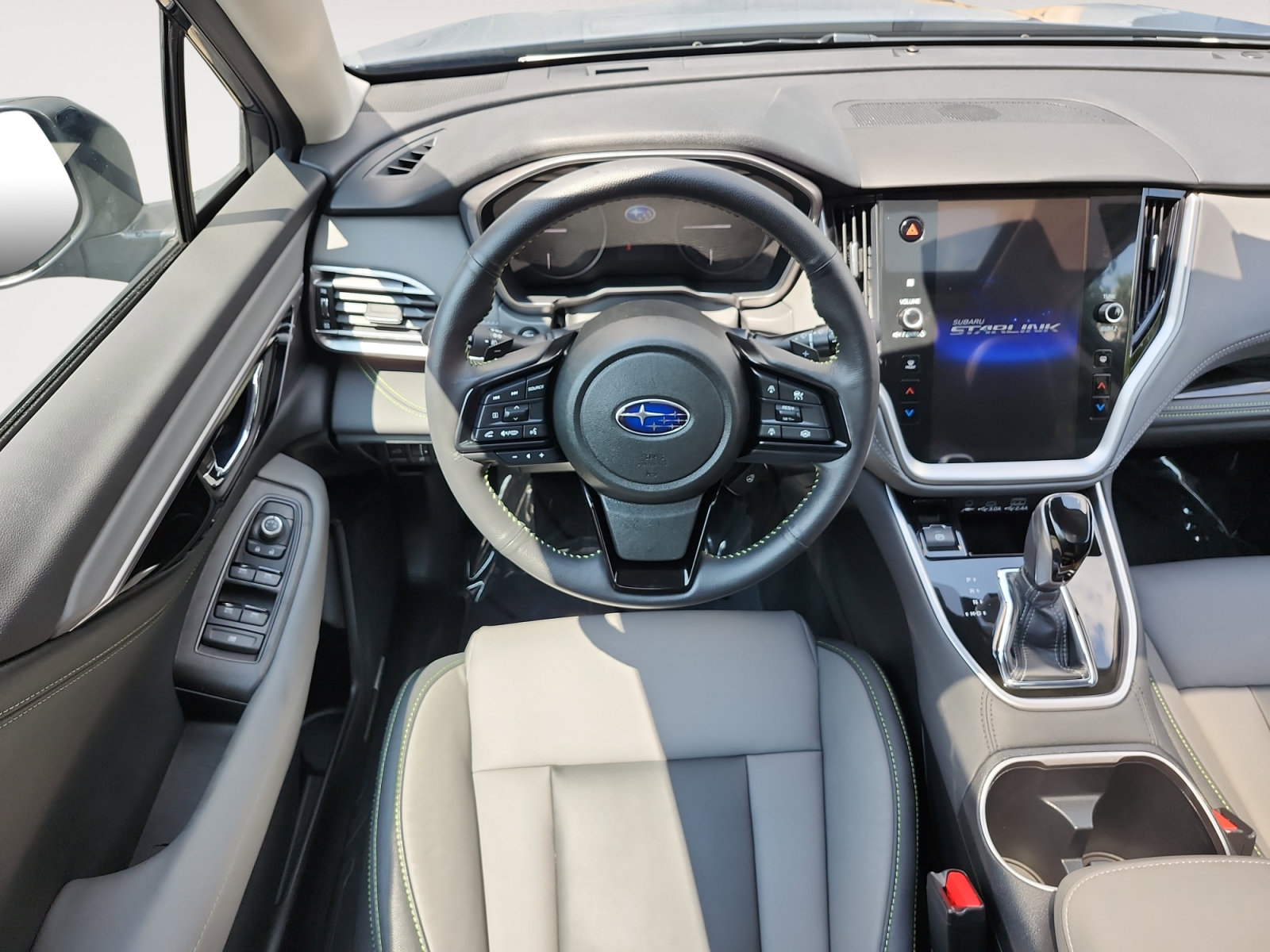 Used 2025 Subaru Outback Onyx Edition AWD/4WD image 11