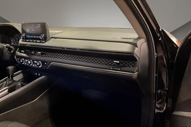 Used 2023 Honda Accord EX image 26