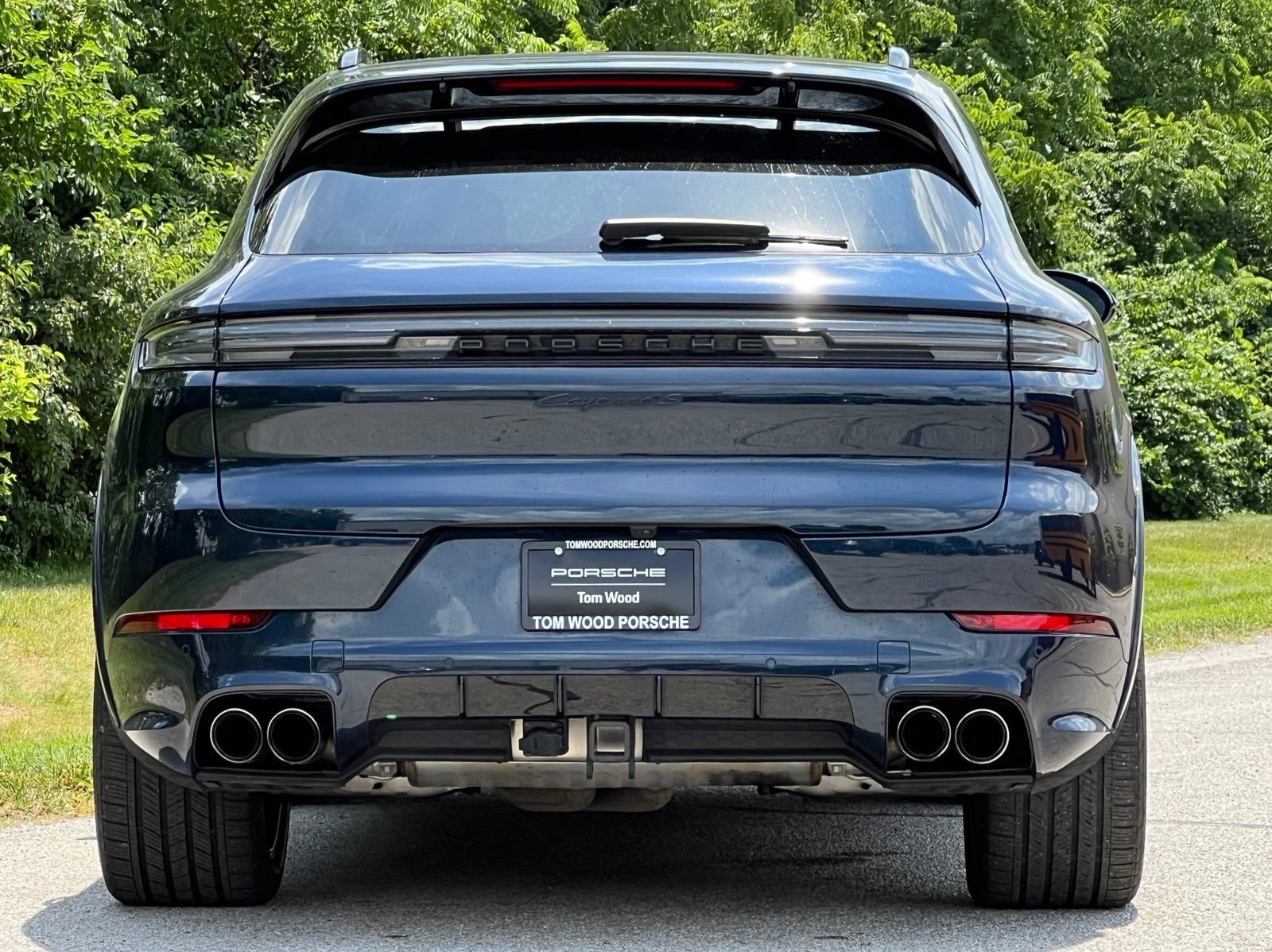 Certified 2025 Porsche Cayenne S AWD/4WD image 8
