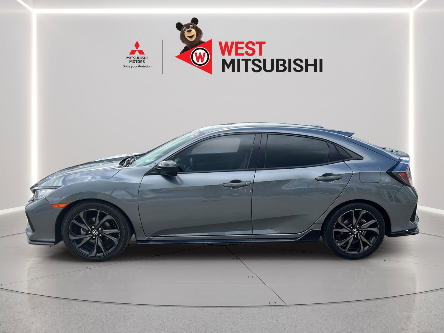 Used 2018 Honda Civic Sport image 3