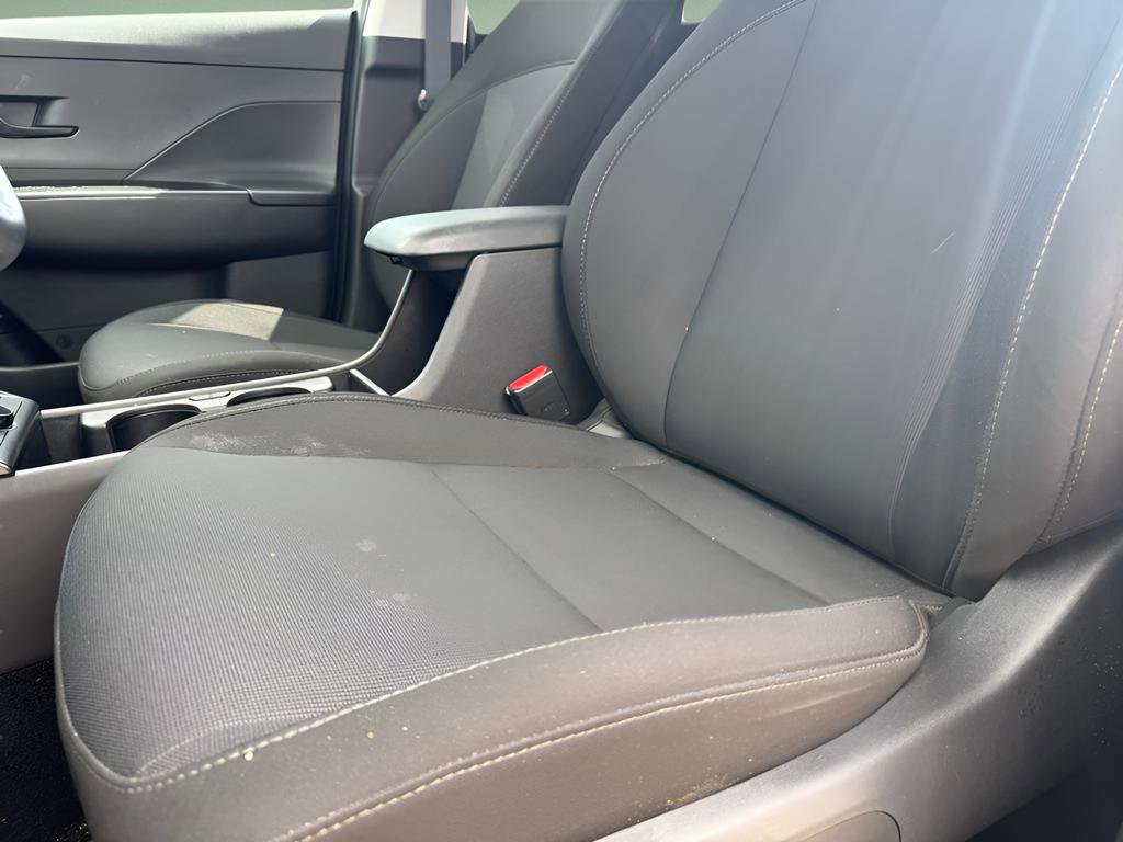 Used 2025 Hyundai Kona SEL image 19