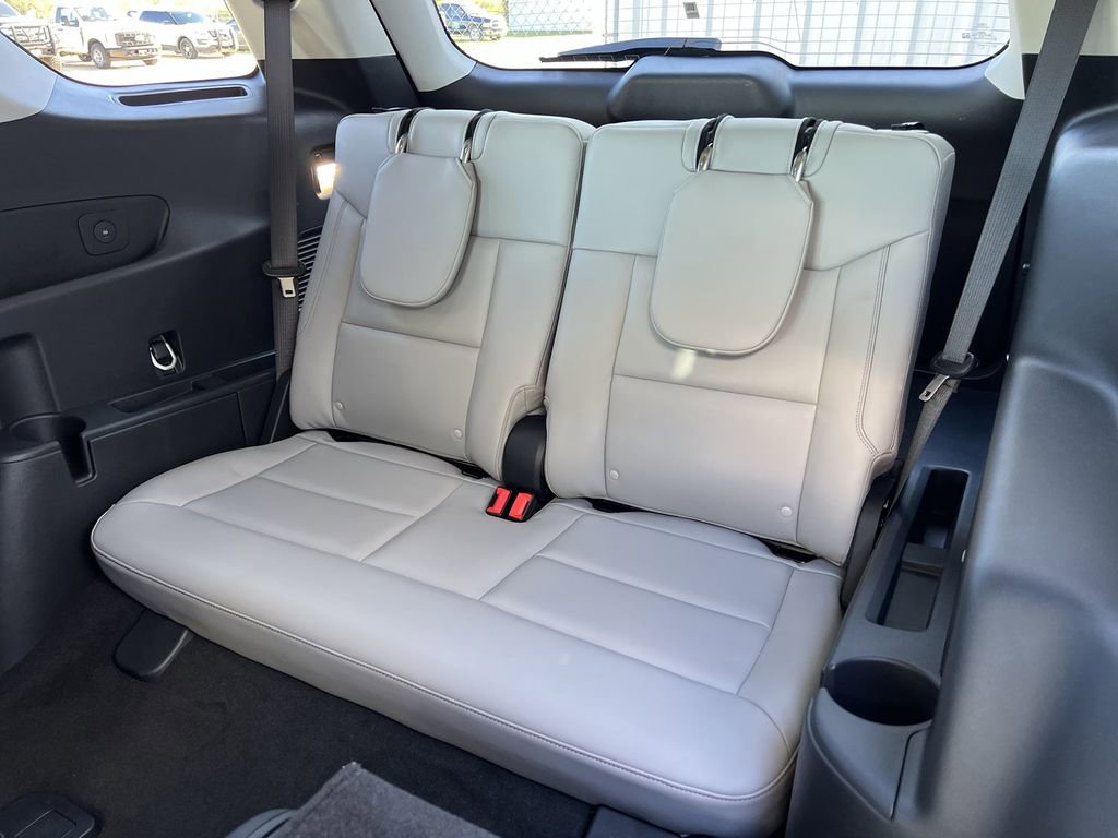 Used 2026 Ford Explorer Active w/ Active Comfort Package RWD image 23