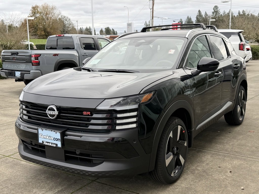 New 2026 Nissan Kicks SR w/ Cold Weather Package image 4