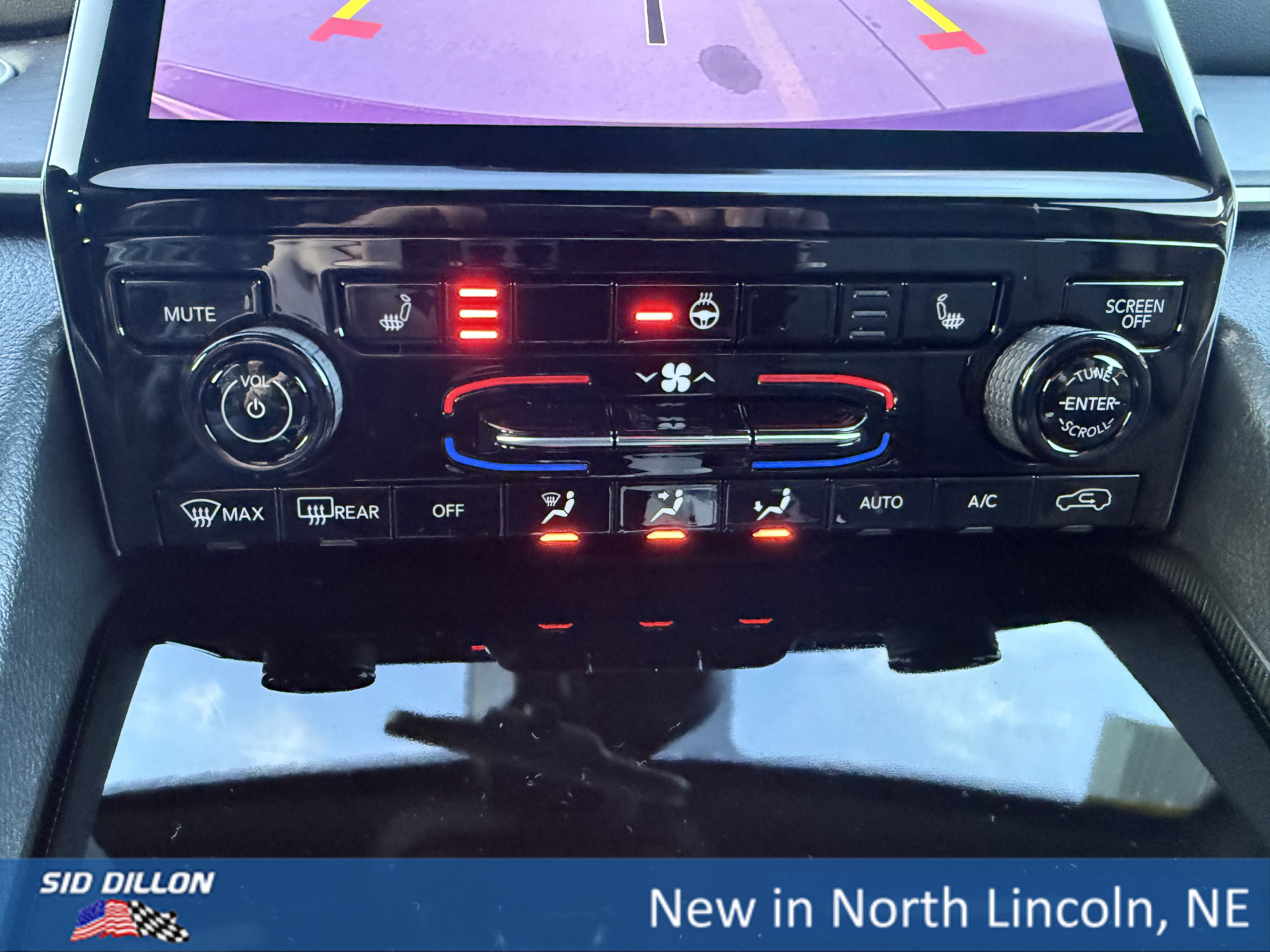 New 2025 Jeep Grand Cherokee Limited image 13