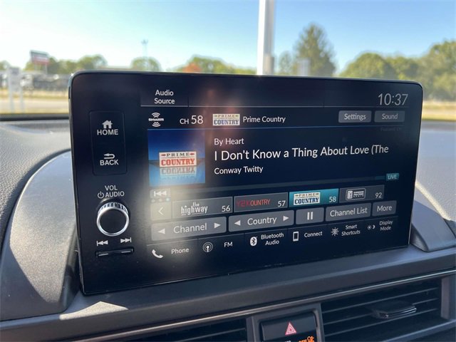 Used 2025 Honda Pilot TrailSport image 19