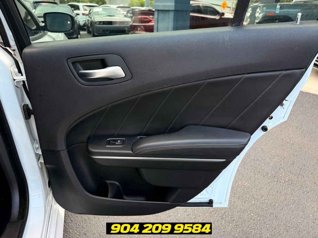 Used 2016 Dodge Charger R/T Scat Pack w/ Driver Confidence Group RWD image 35