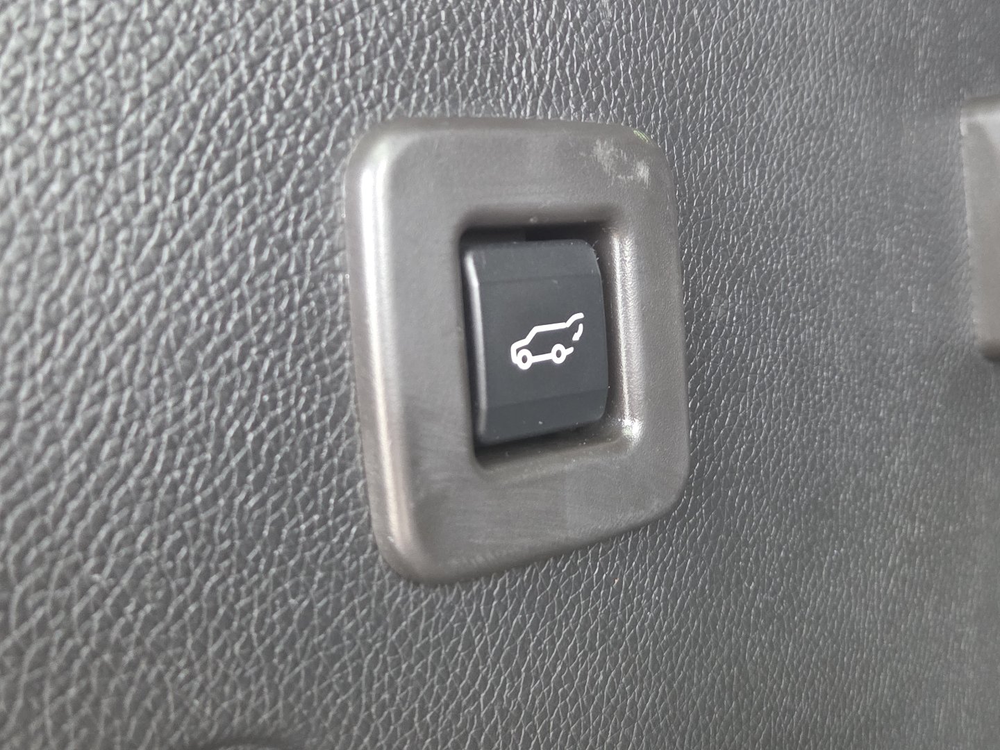 Used 2014 Ford Expedition EL Limited AWD/4WD image 19