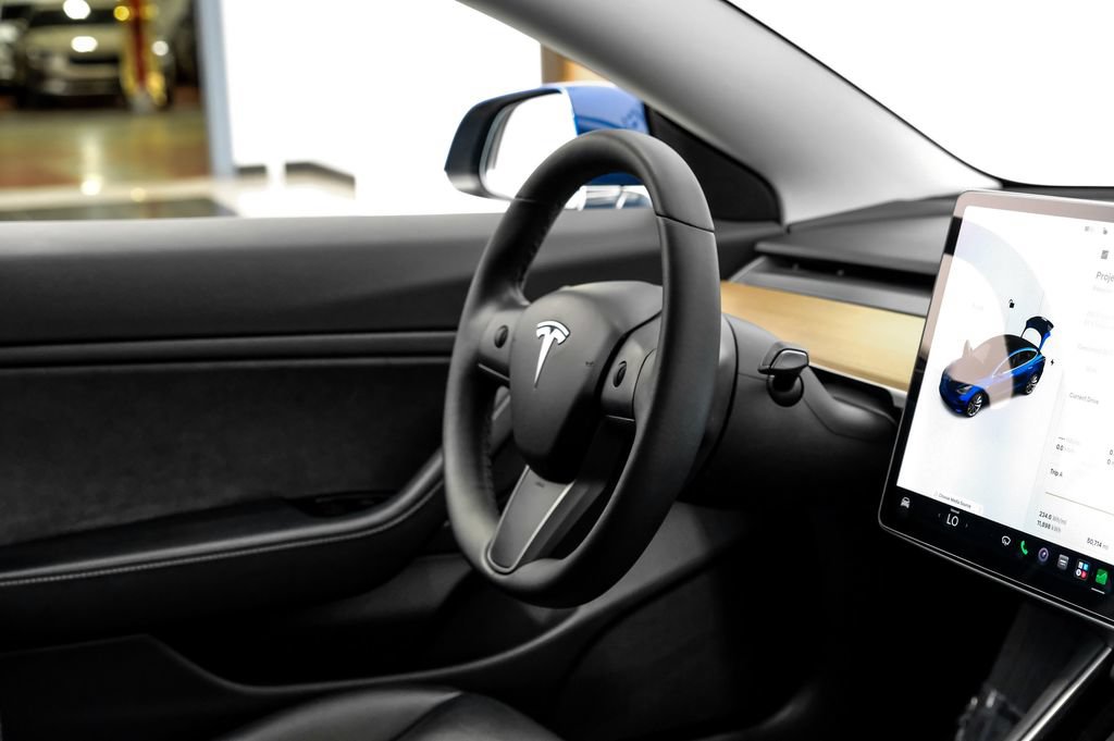 Used 2019 Tesla Model 3 Standard Range Plus RWD image 23