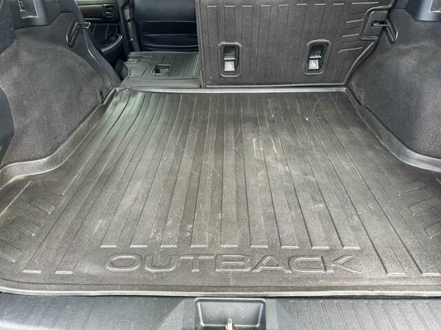 Used 2019 Subaru Outback 2.5i Limited image 18