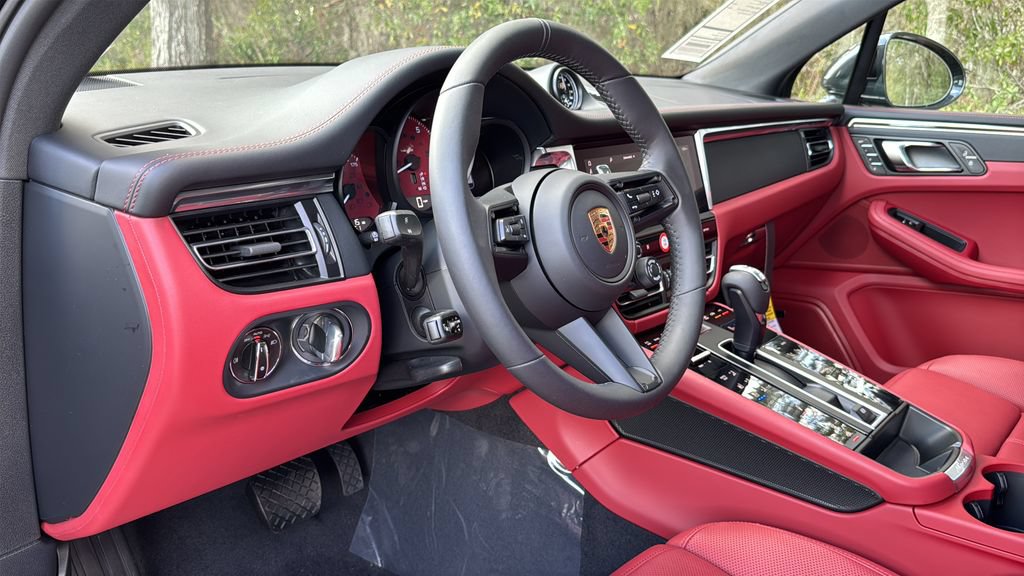 New 2026 Porsche Macan S AWD/4WD image 4