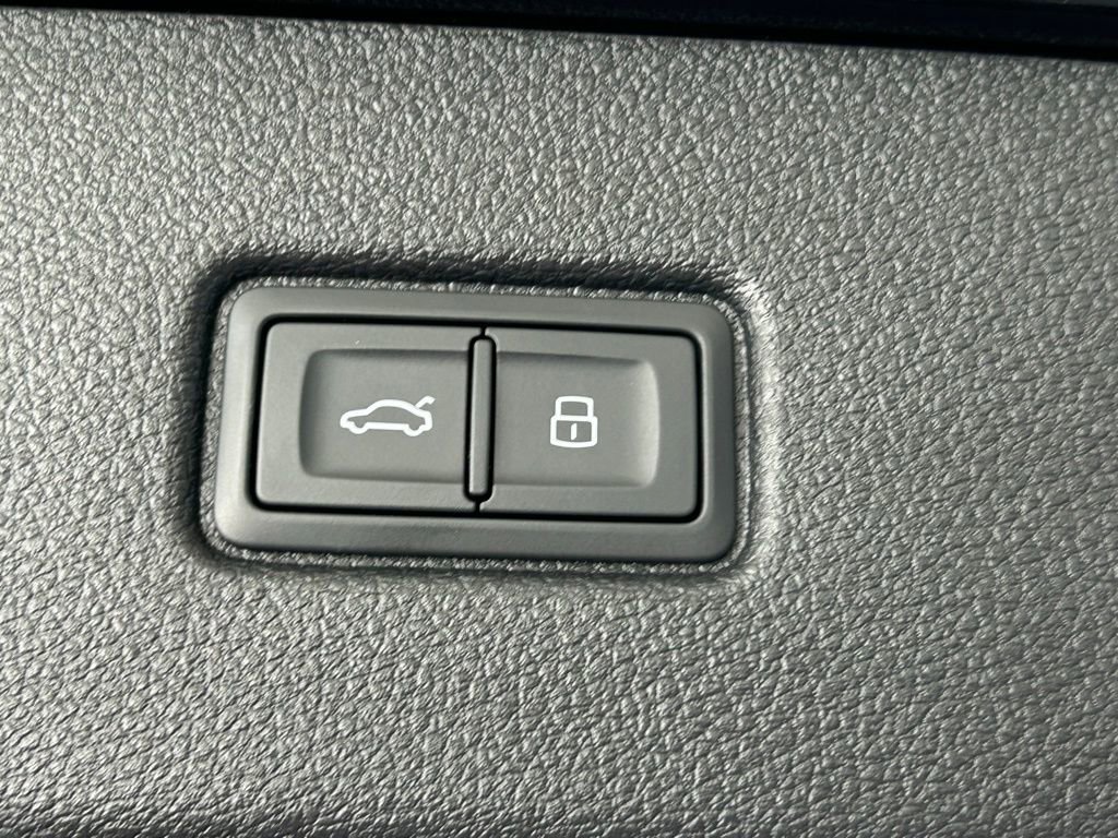 Used 2023 Audi SQ7 Premium Plus image 55