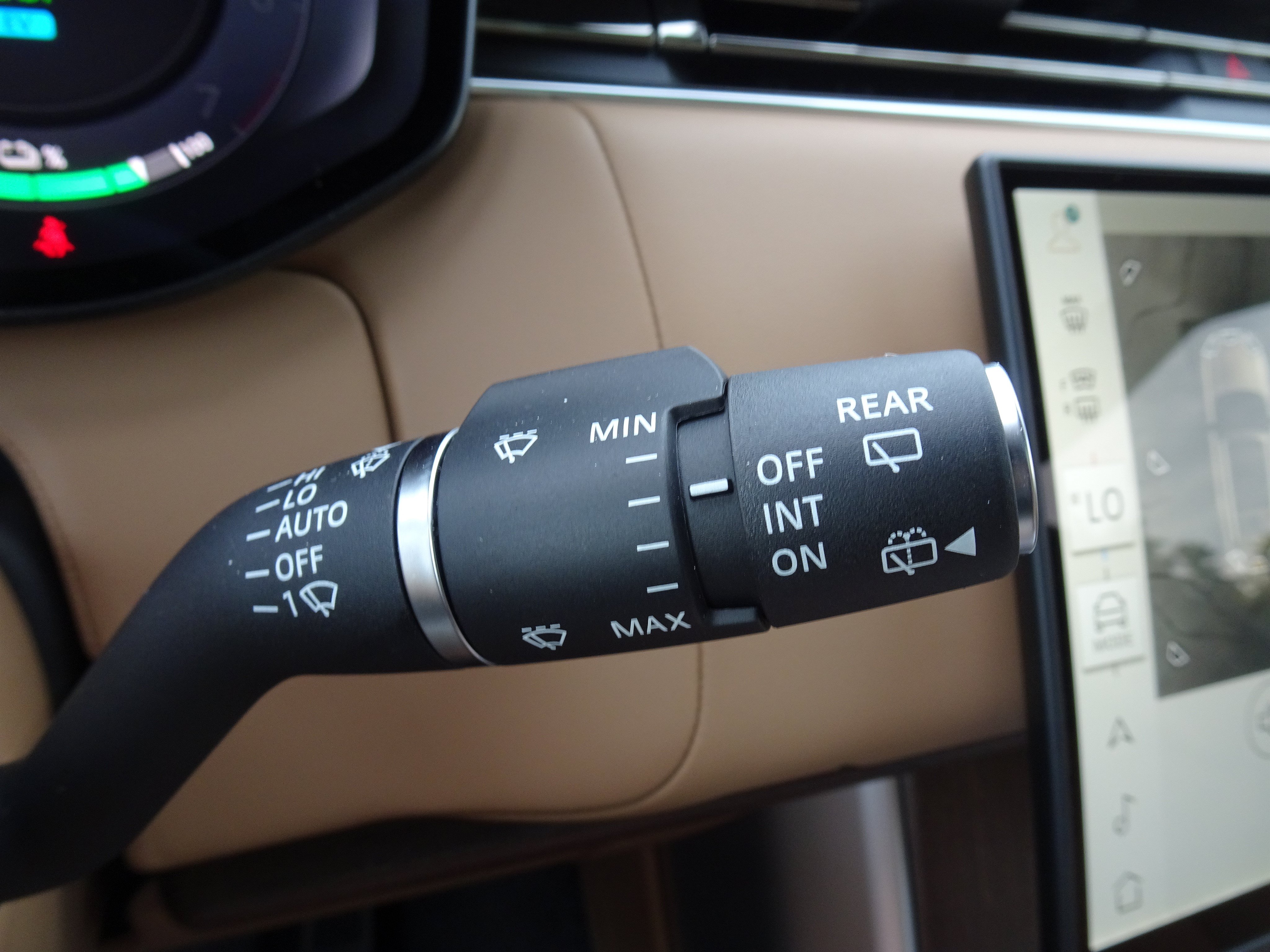 New 2026 Land Rover Range Rover SE AWD/4WD image 26