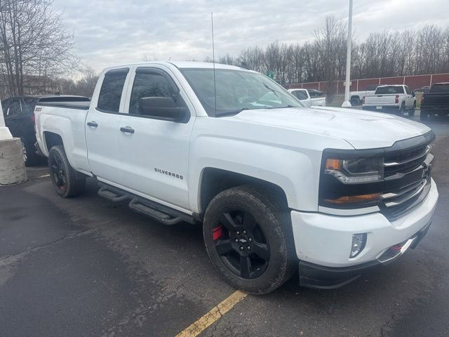 Certified 2018 Chevrolet Silverado 1500 LT w/ Redline Edition image 7
