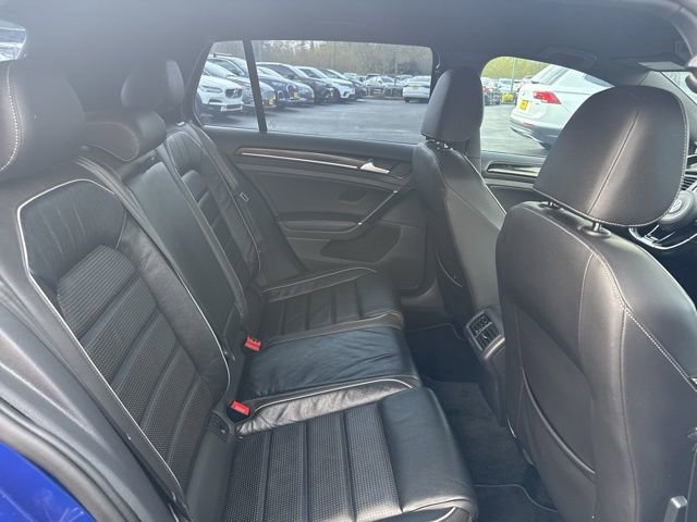 Used 2018 Volkswagen Golf R 4-Door image 8