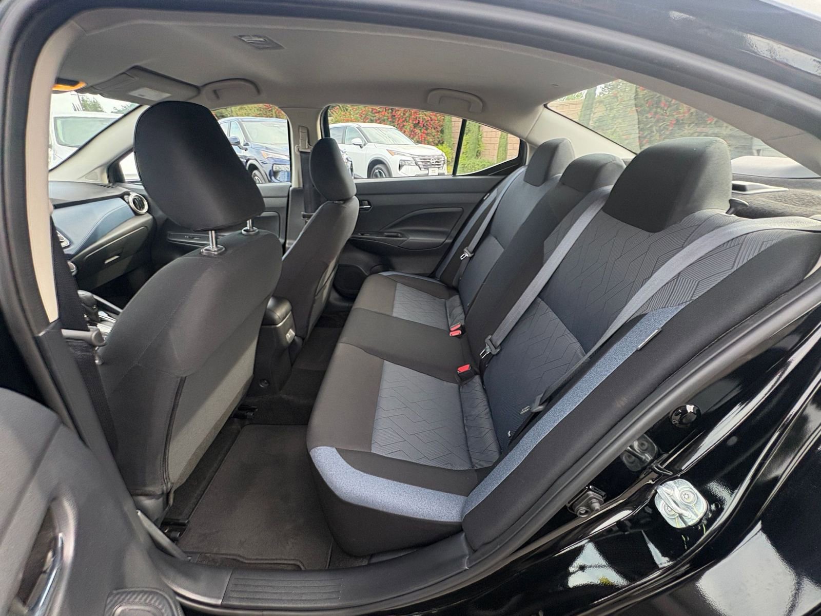 Used 2025 Nissan Versa SV w/ Trunk Package image 23