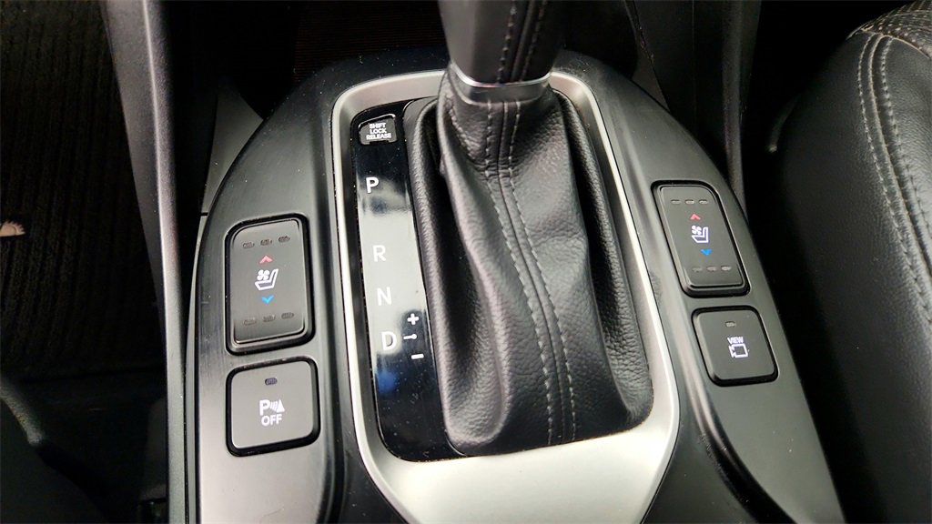 Used 2018 Hyundai Santa Fe Limited image 26