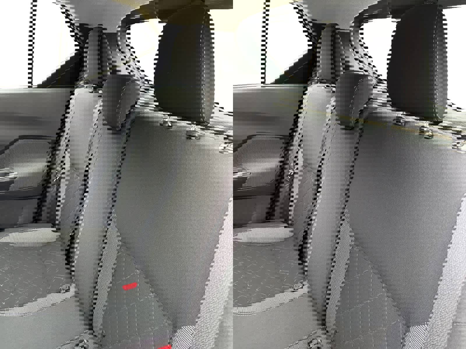 Used 2019 Nissan Kicks SV image 13