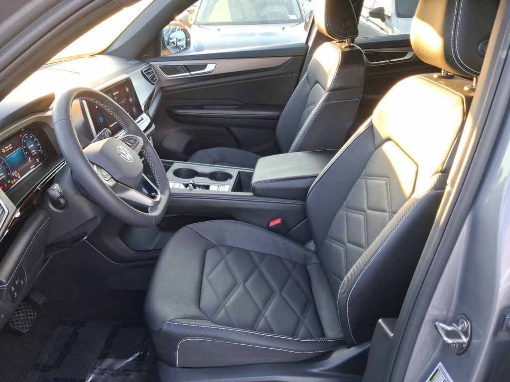 Certified 2024 Volkswagen Atlas Cross Sport SE FWD image 14