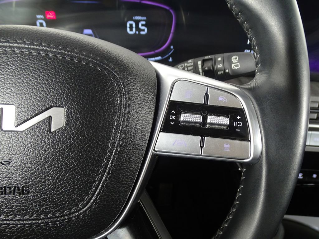 Used 2024 Kia Telluride EX image 30