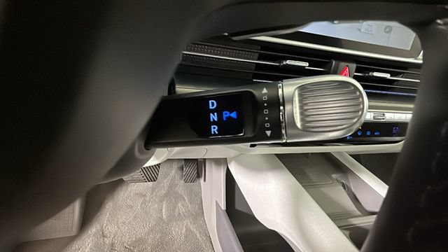 Used 2024 Hyundai Ioniq 6 SEL AWD/4WD image 19