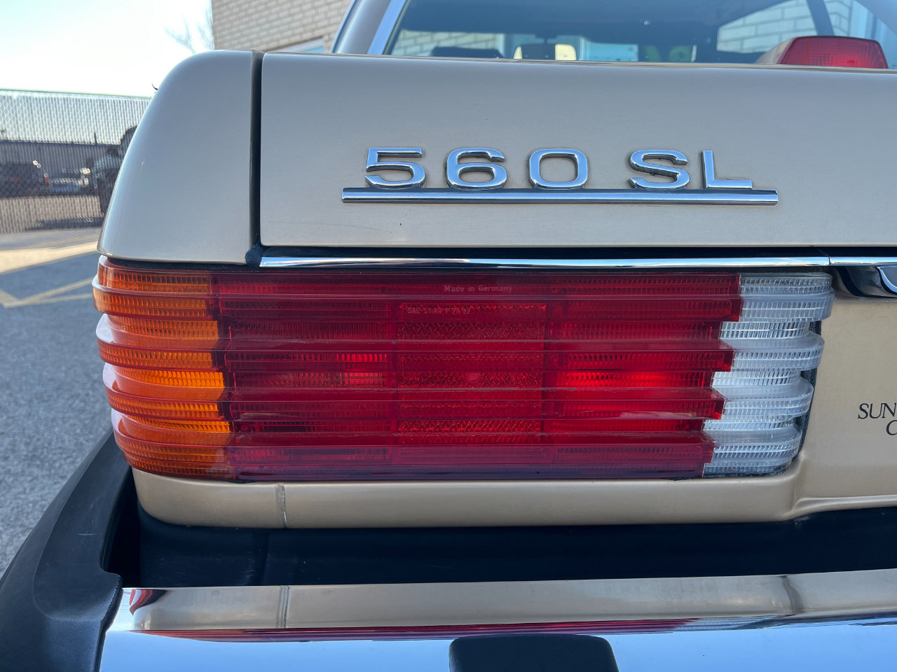 Used 1987 Mercedes-Benz 560 SL image 17