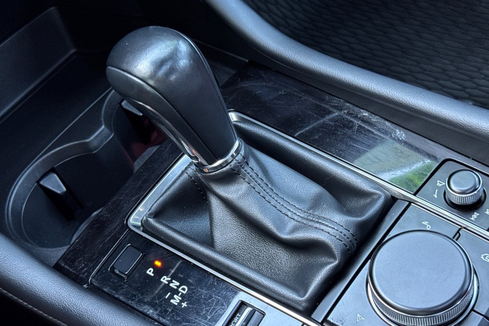 Used 2022 MAZDA MAZDA3 s image 23