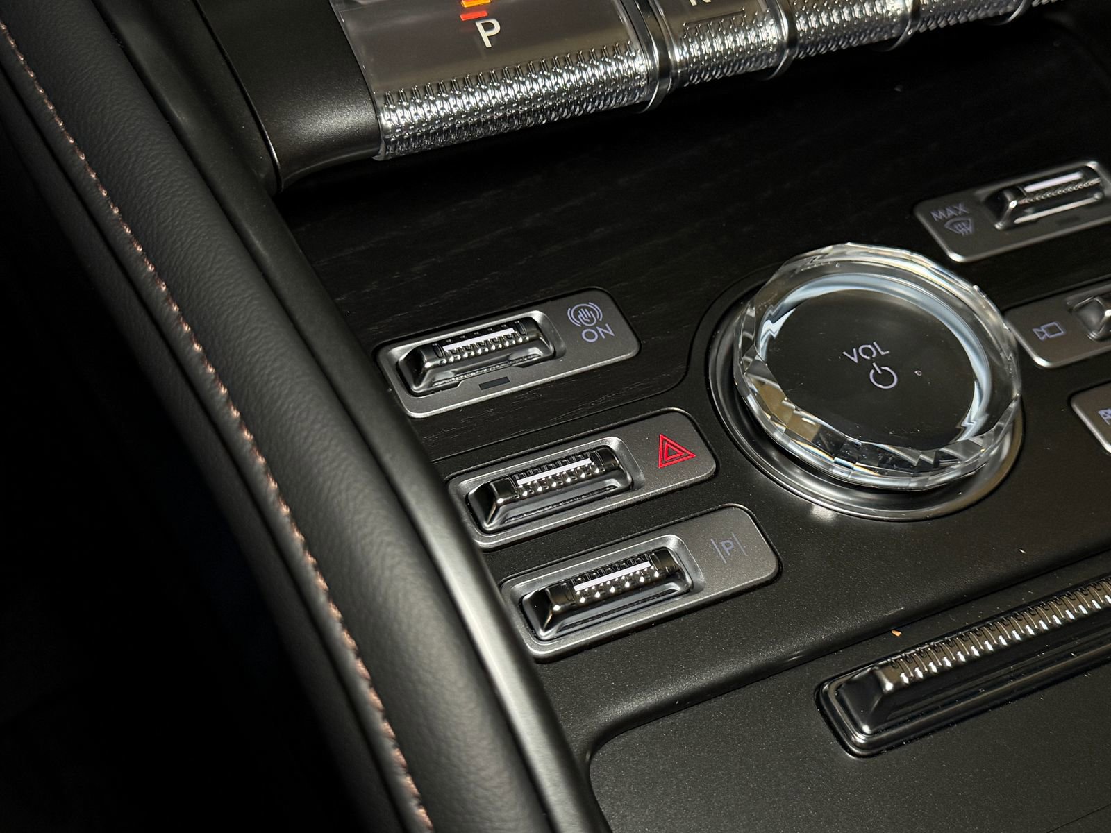 New 2026 Lincoln Nautilus Reserve image 34